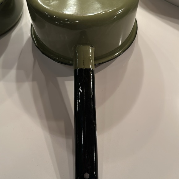 Retro - Vintage Universal green enamel sauce pans with lids - Midcentury - Picture 7 of 16